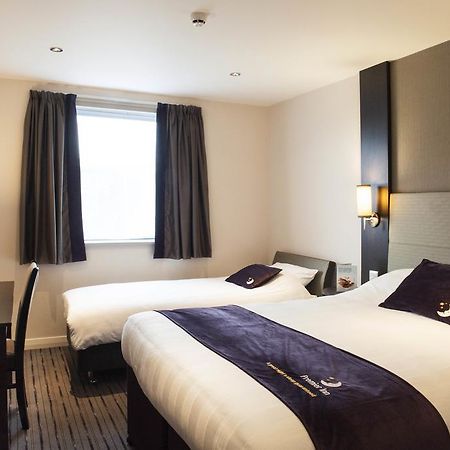 Premier Inn Dundee Centre Bagian luar foto
