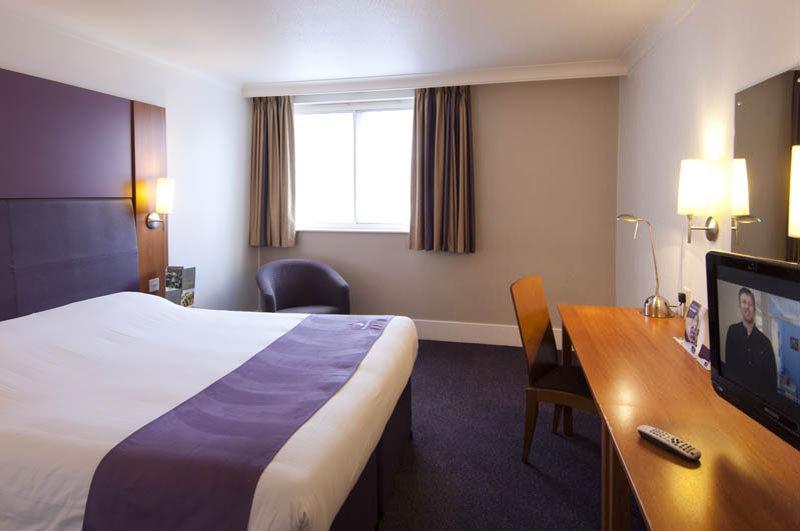 Premier Inn Dundee Centre Bagian luar foto