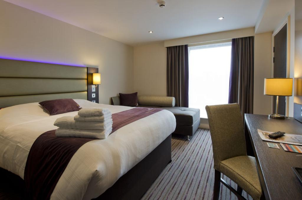 Premier Inn Dundee Centre Bagian luar foto