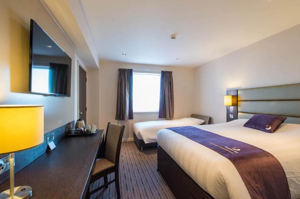 Premier Inn Dundee Centre Bagian luar foto